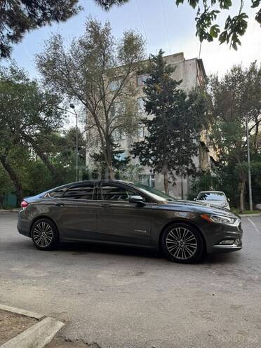 Ford Fusion (North America) 2017, 190,000 km - 2.0 l - Bakı