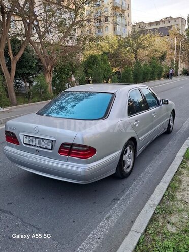 Mercedes E 320 1999, 380,000 km - 3.2 l - Bakı