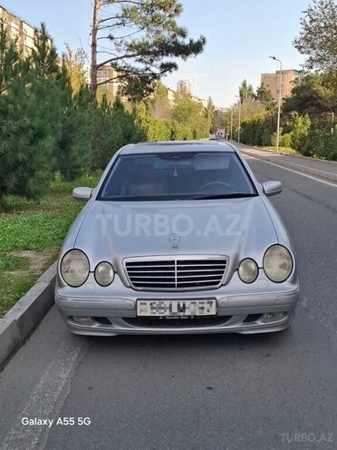 Mercedes E 320 1999, 380,000 km - 3.2 l - Bakı