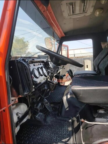 KamAz 65115 2007, 300,000 km - 11.0 l - Bakı