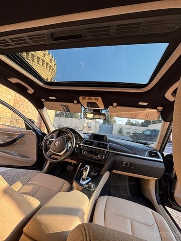 BMW 320 2015, 295,000 km - 2.0 л - Bakı