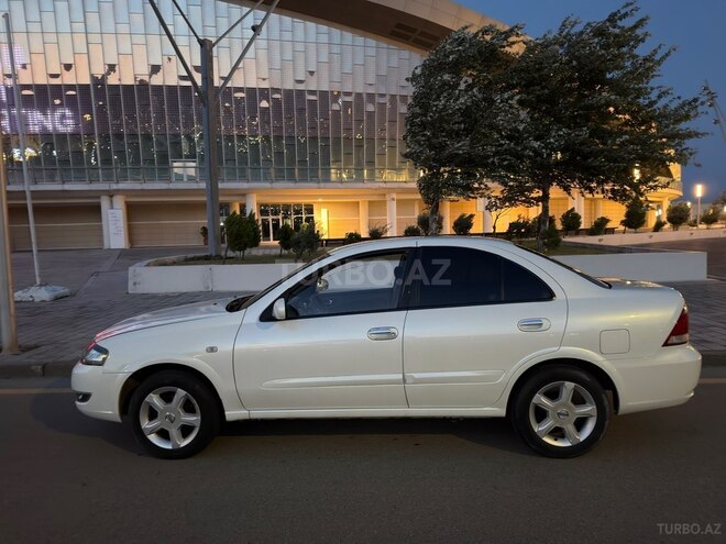 Nissan Sunny 2011, 218,000 km - 1.6 l - Bakı