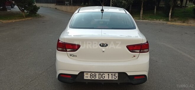 Kia Rio 2018, 128,500 km - 1.6 l - Bakı