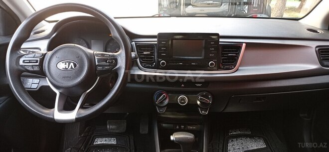 Kia Rio 2018, 128,500 km - 1.6 l - Bakı