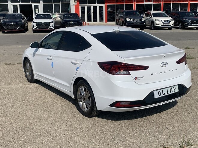 Hyundai Elantra 2019, 113,000 km - 2.0 l - Bakı