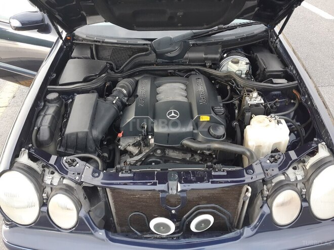Mercedes E 240 2000, 378,354 km - 2.4 л - Bakı
