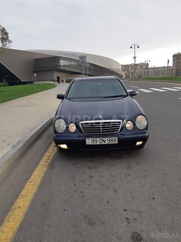 Mercedes E 240 2000, 378,354 km - 2.4 л - Bakı