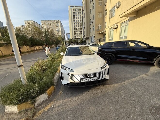 Changan Eado 2025, 1,800 km - 1.5 l - Bakı