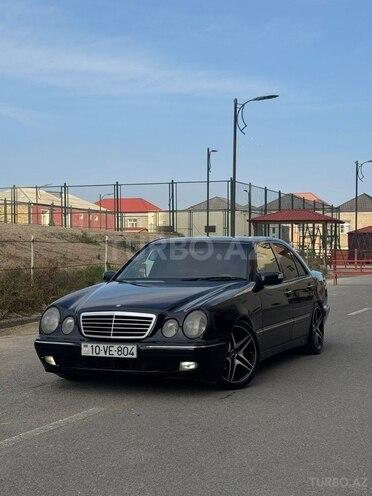 Mercedes E 240 2001, 320,000 km - 2.4 л - Bakı