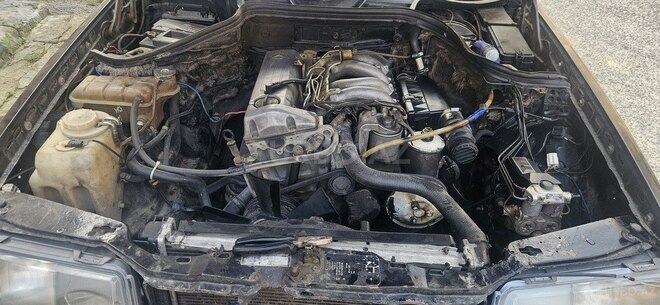 Mercedes  1990, 245,000 km - 2.0 l - Bakı