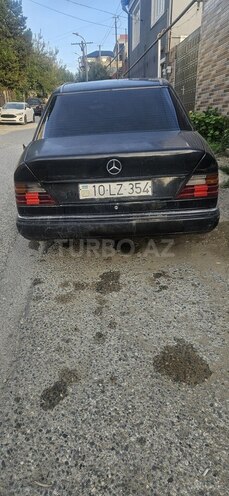 Mercedes  1990, 245,000 km - 2.0 l - Bakı