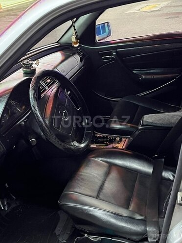Mercedes C 200 1999, 580,000 km - 2.2 l - Ucar
