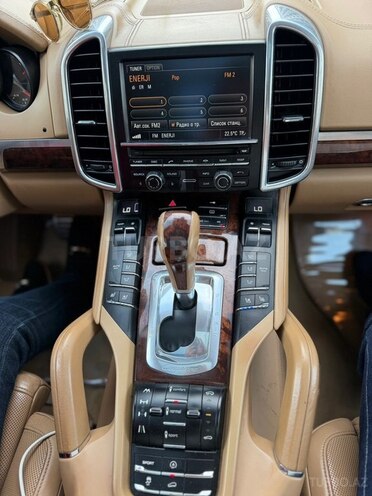 Porsche Cayenne S 2011, 185,600 km - 4.8 l - Bakı