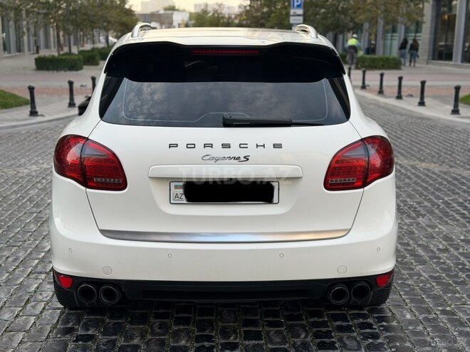 Porsche Cayenne S 2011, 185,600 km - 4.8 l - Bakı