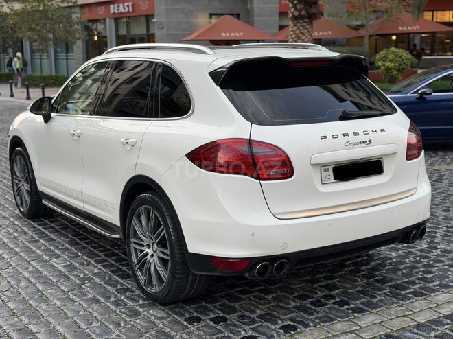 Porsche Cayenne S 2011, 185,600 km - 4.8 l - Bakı