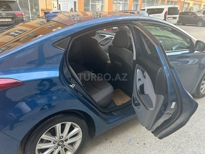Hyundai Elantra 2015, 139,700 km - 1.8 l - Bakı