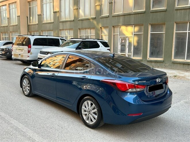 Hyundai Elantra 2015, 139,700 km - 1.8 l - Bakı