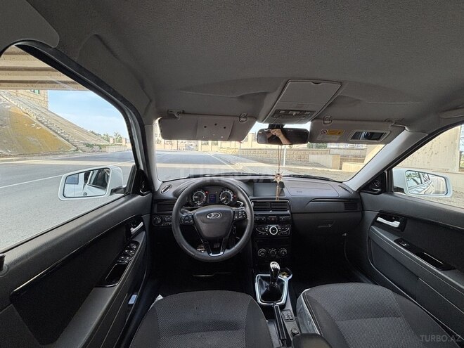 LADA (VAZ) Priora 2015, 226,000 km - 1.6 л - Yevlax