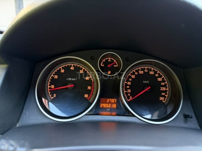 Opel Astra 2004, 290,250 km - 1.4 l - Şəki