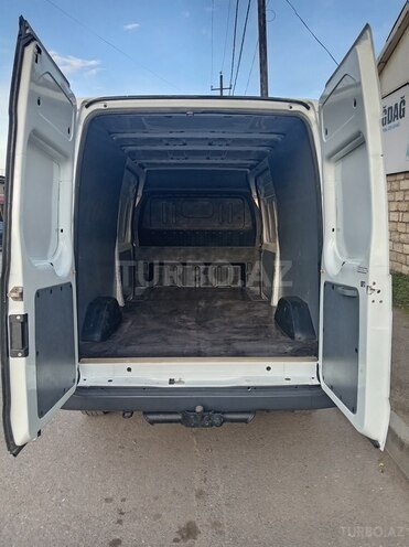 Ford Transit 2010, 213,000 km - 2.4 l - Qusar