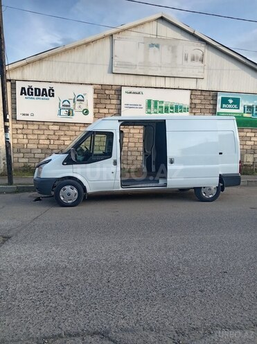 Ford Transit 2010, 213,000 km - 2.4 l - Qusar