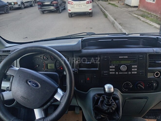 Ford Transit 2010, 213,000 km - 2.4 l - Qusar