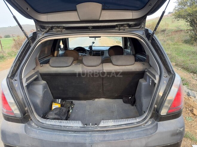 Kia Rio 2007, 412,128 km - 1.4 l - Astara