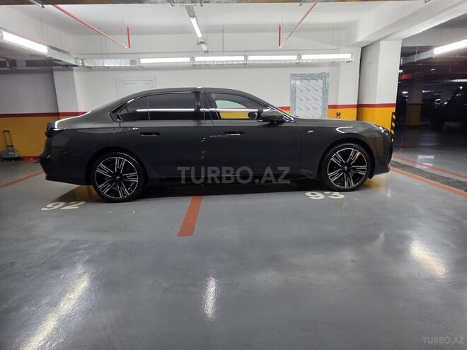 BMW i7 2023, 23,500 km - 0.0 l - Bakı