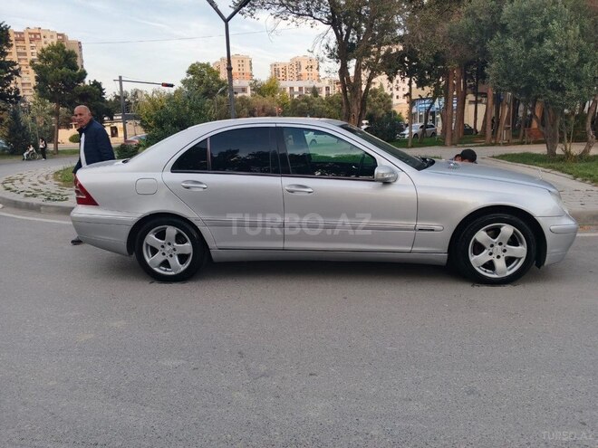 Mercedes C 200 2004, 460,000 km - 2.2 l - Bakı
