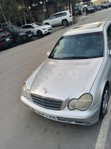 Mercedes C 200 2004, 460,000 km - 2.2 l - Bakı