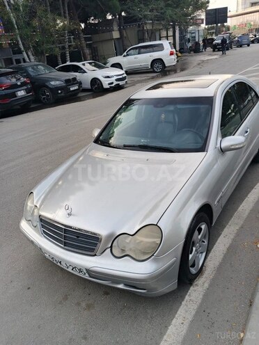 Mercedes C 200 2004, 460,000 km - 2.2 l - Bakı