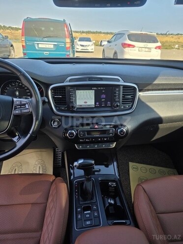 Kia Sorento 2019, 124,400 km - 2.0 l - Bakı