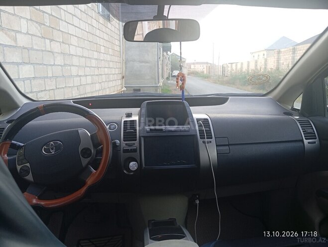 Toyota Prius 2007, 291,000 km - 1.5 l - Ucar