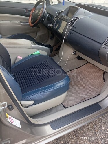 Toyota Prius 2007, 291,000 km - 1.5 l - Ucar