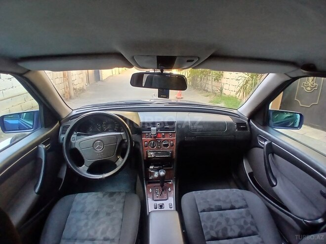 Mercedes C 220 2000, 297,000 km - 2.2 l - Bakı