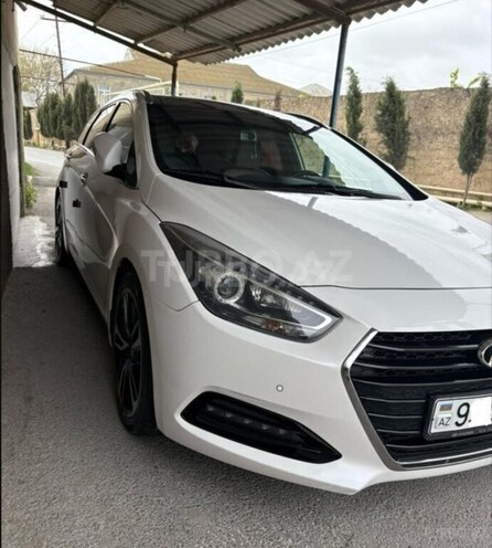 Hyundai i40 2013, 400,000 km - 1.7 л - Şabran