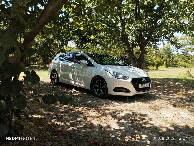 Hyundai i40 2013, 400,000 km - 1.7 л - Şabran