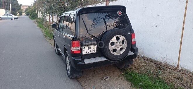 Mitsubishi Pajero io 2000, 300,000 km - 2.0 л - Bakı