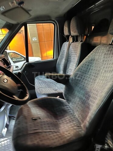 Ford Transit 2006, 270,000 km - 2.2 l - Quba
