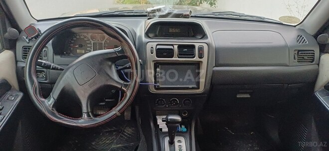 Mitsubishi Pajero io 2000, 300,000 km - 2.0 л - Bakı