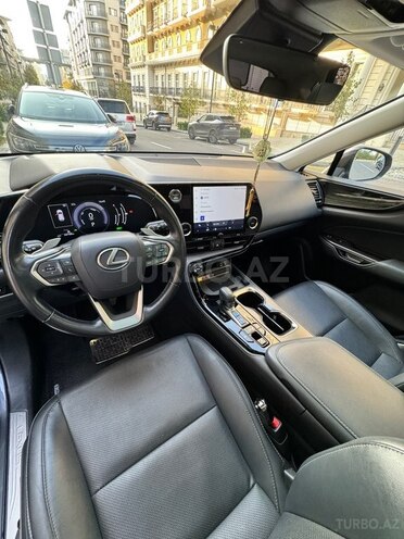 Lexus  2022, 64,888 km - 2.5 l - Bakı