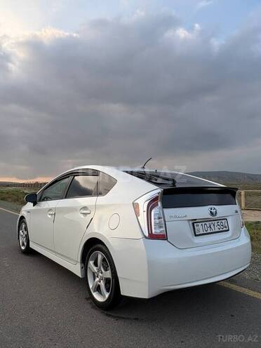 Toyota Prius 2015, 296,869 km - 1.8 l - Bakı