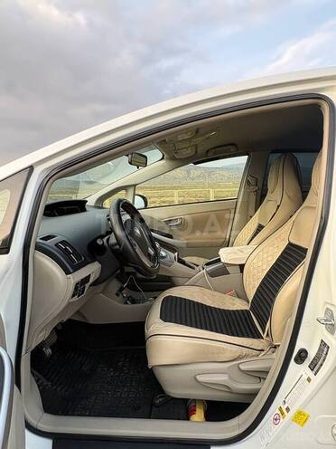 Toyota Prius 2015, 296,869 km - 1.8 l - Bakı