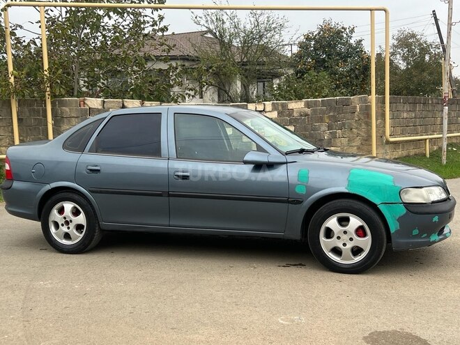 Opel Vectra 1999, 222,000 km - 2.0 l - Masallı