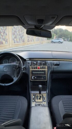 Mercedes E 320 2000, 400,000 km - 3.2 l - Bakı