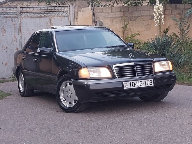 Mercedes C 180 1993, 324,000 km - 1.8 l - Saatlı