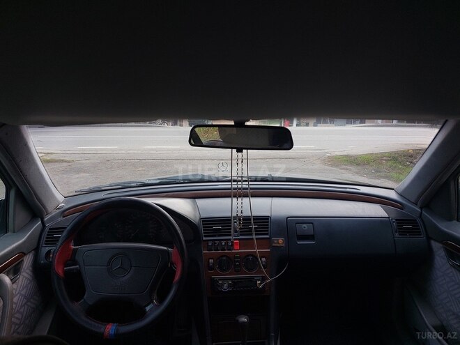Mercedes C 180 1993, 324,000 km - 1.8 l - Saatlı