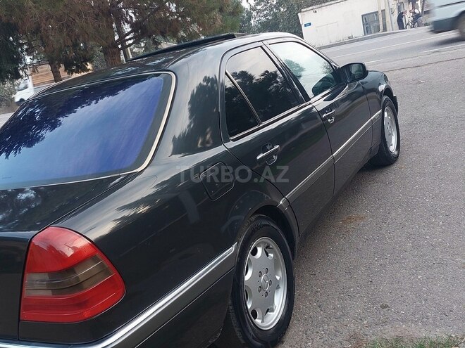 Mercedes C 180 1993, 324,000 km - 1.8 l - Saatlı