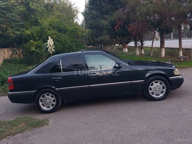 Mercedes C 180 1993, 324,000 km - 1.8 l - Saatlı