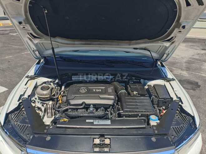 Volkswagen Passat 2018, 200,500 km - 1.8 l - Bakı